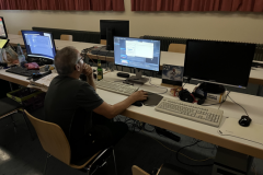 Organisator-beim-feineistellen